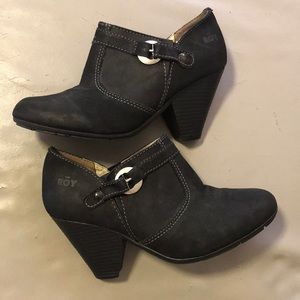 ROY black suede booties